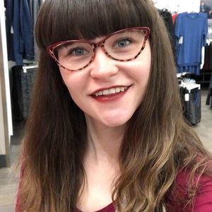 Meet your Posher, Alissa